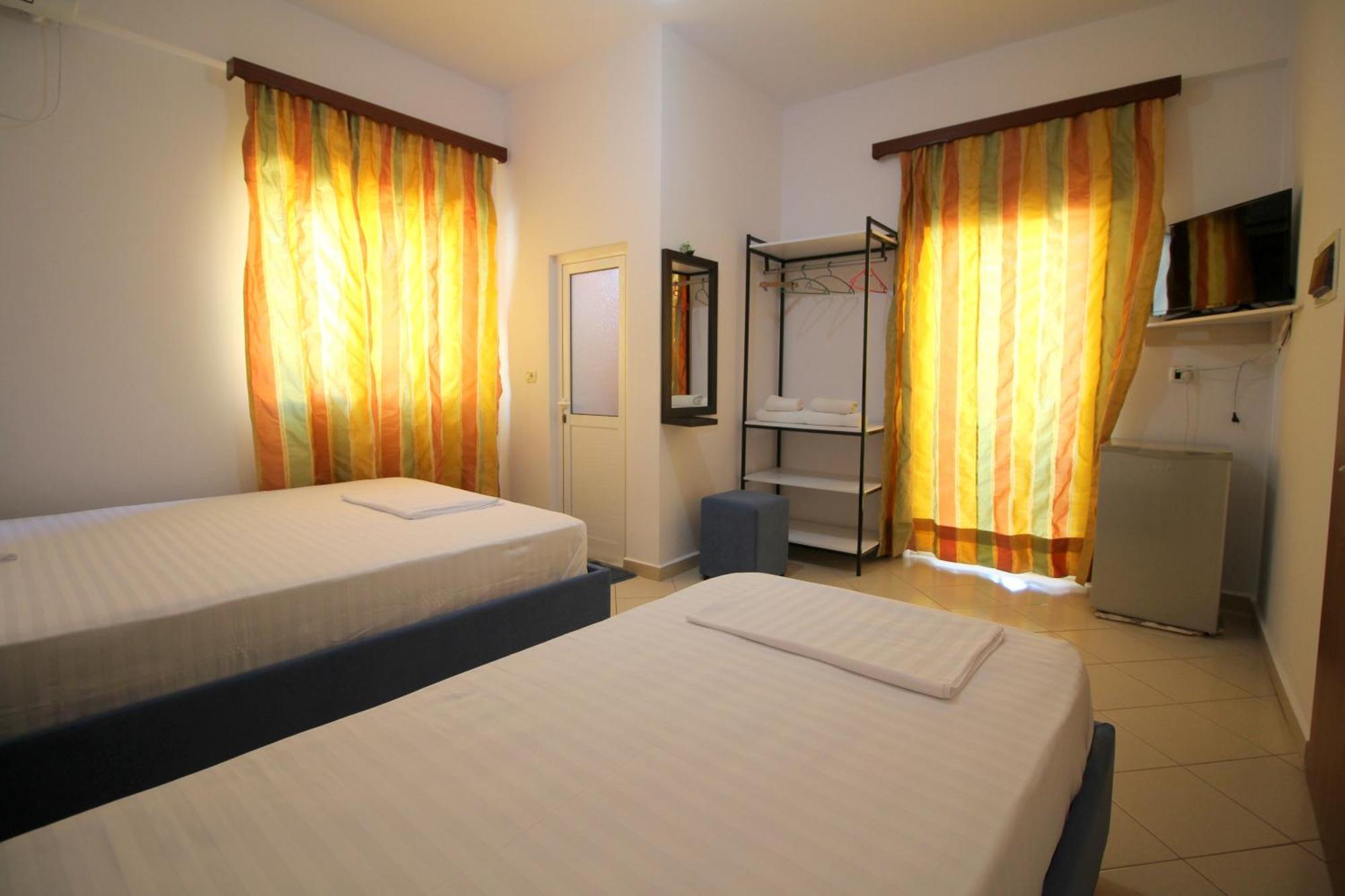 Lengu Holidays Houses Sarandë 외부 사진